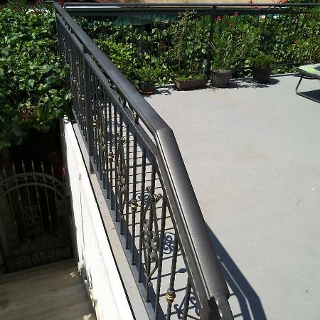 Apartment Romic Omiš Exterior foto